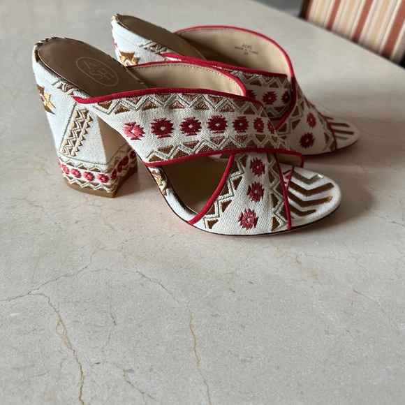 NWOT ASH Womens Red Aztec Embroidered Adel shoes size 39 - Picture 3 of 7
